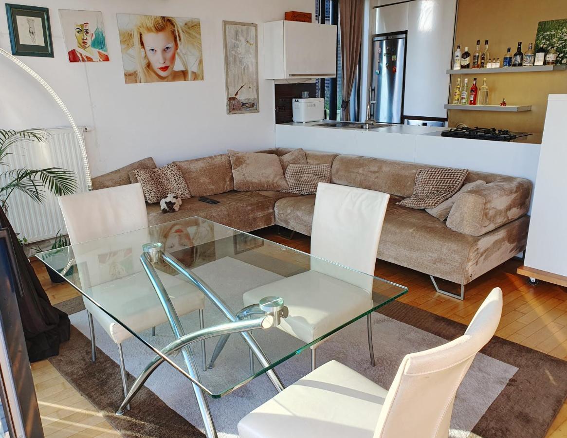 Bella Vista Lux Apartment With Private Terace كوبر المظهر الخارجي الصورة
