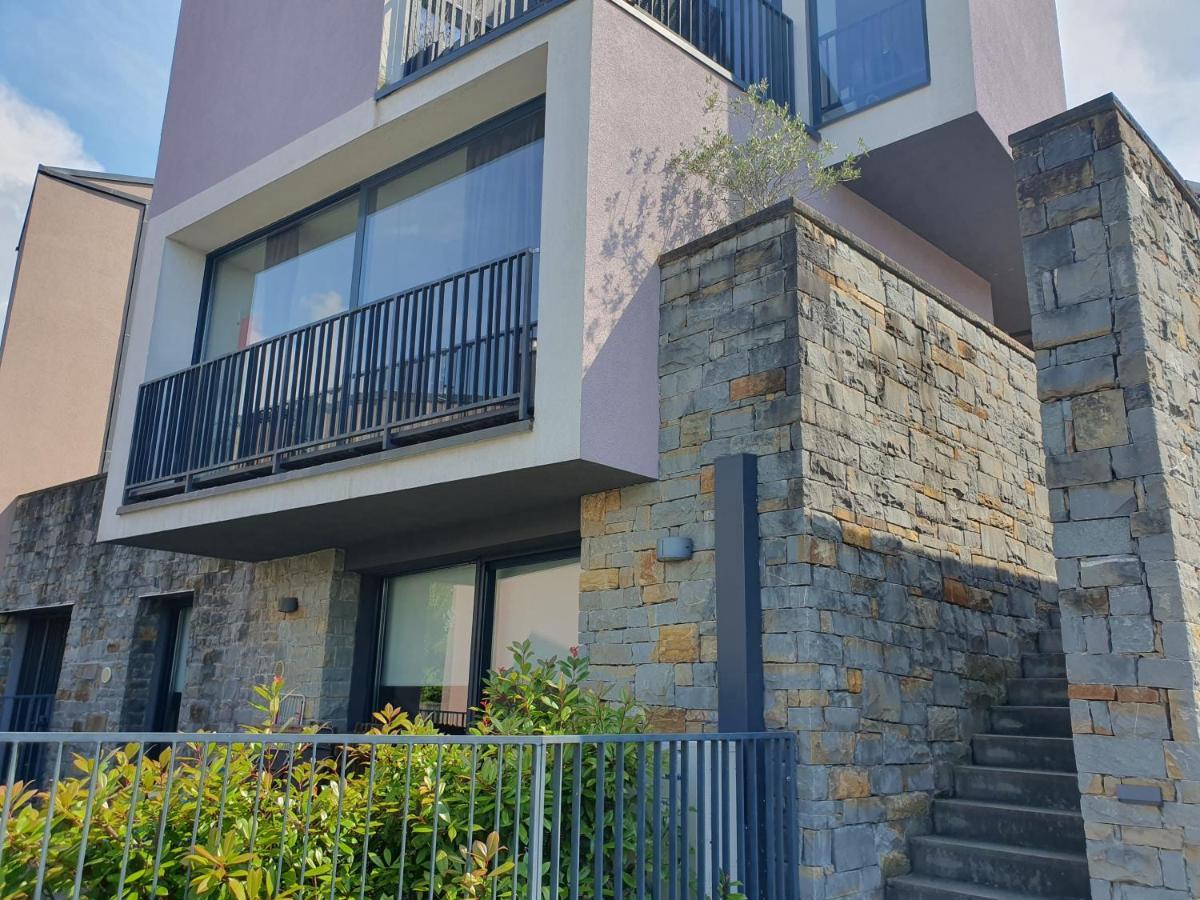 Bella Vista Lux Apartment With Private Terace كوبر المظهر الخارجي الصورة