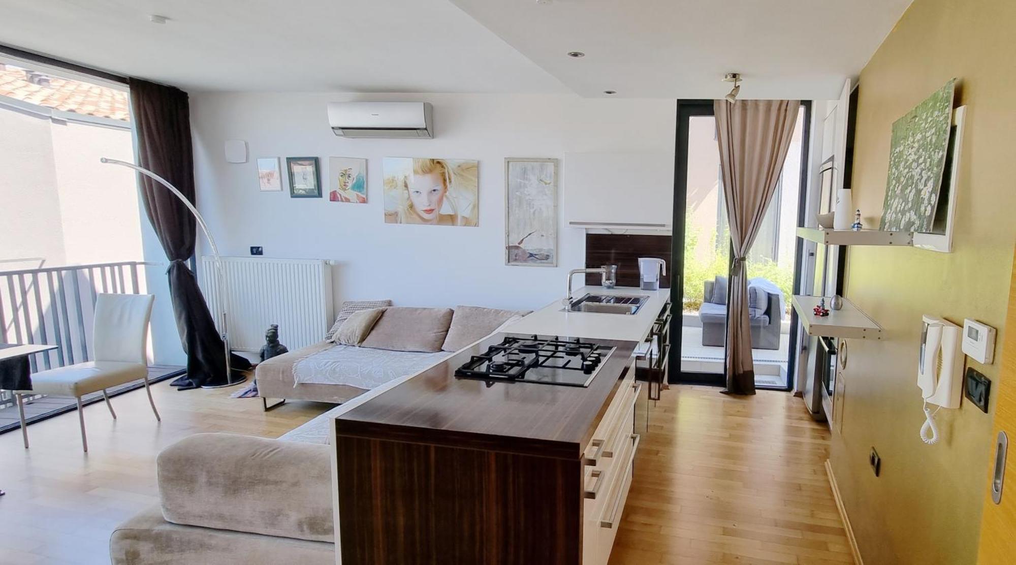 Bella Vista Lux Apartment With Private Terace كوبر المظهر الخارجي الصورة