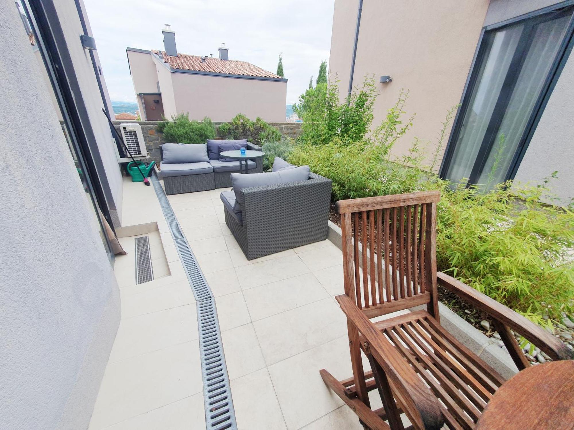 Bella Vista Lux Apartment With Private Terace كوبر المظهر الخارجي الصورة